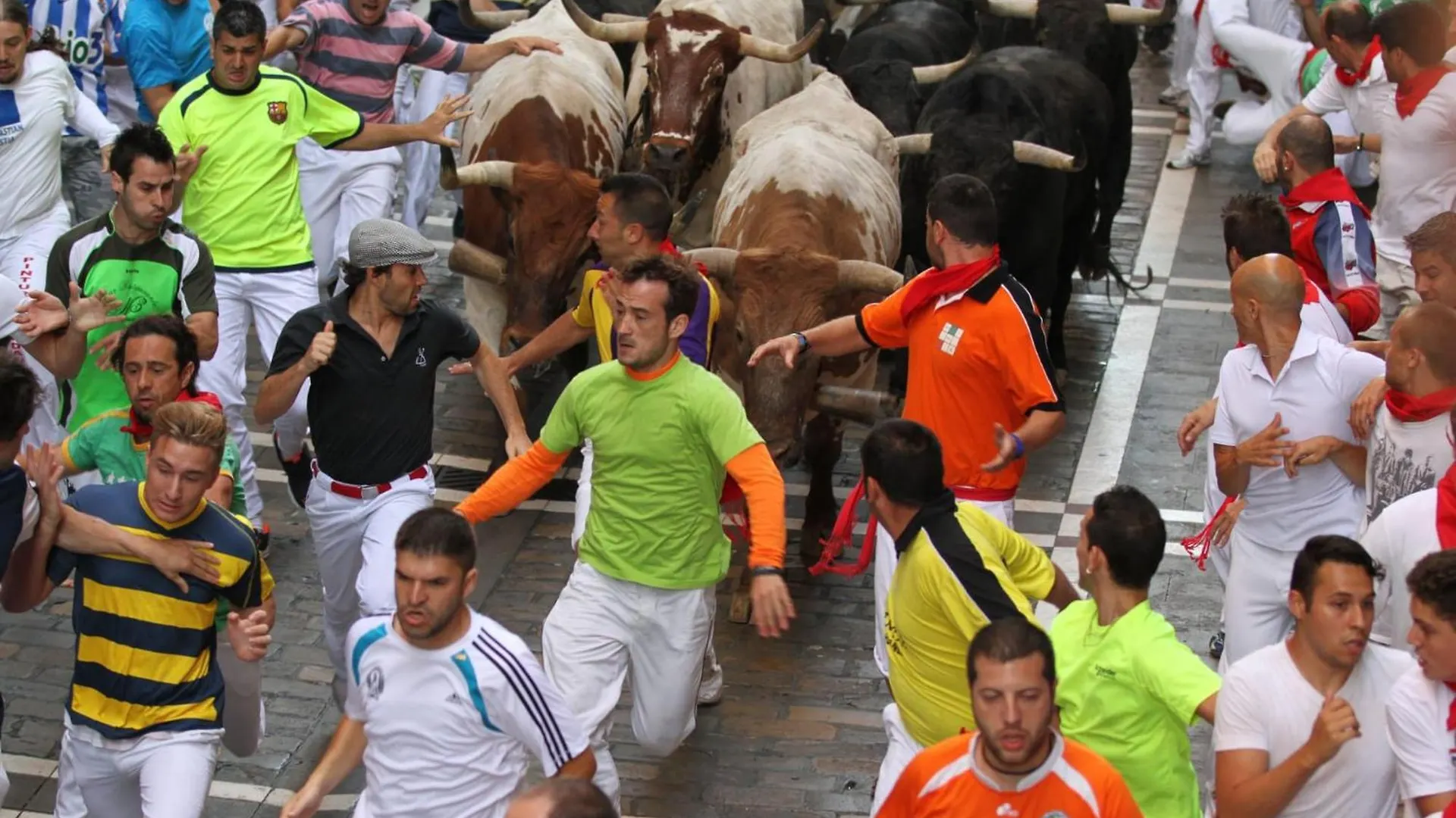 Tuapartamento Los Balcones Del Encierro Estafeta 65 Apartman Pamplona