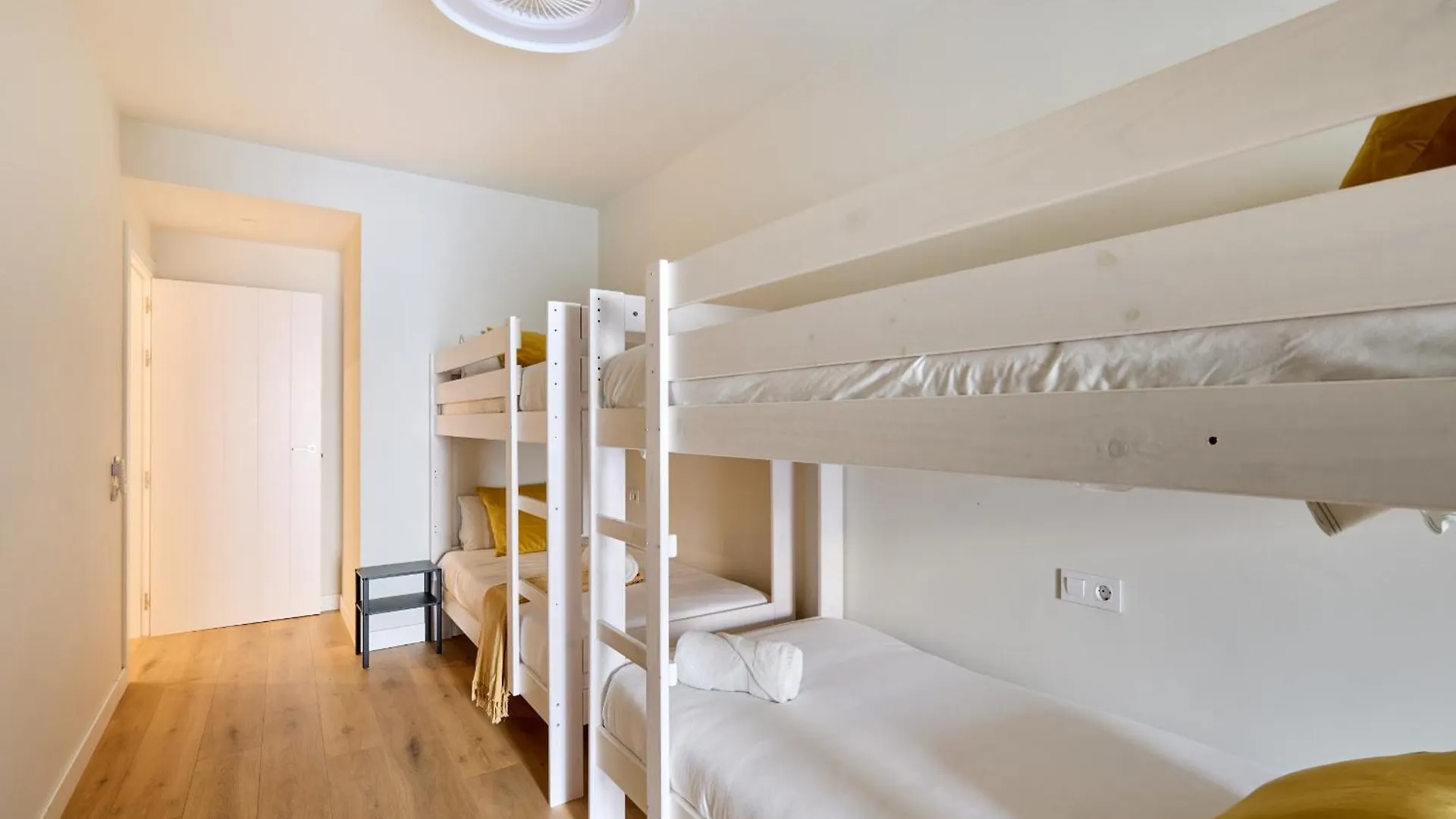 Tuapartamento Los Balcones Del Encierro Estafeta 65 Apartman Pamplona
